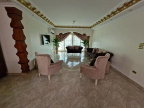Luxury Pyramid View and a 3BR Penthouse with Giza Pyramids & Sphinx Nearby